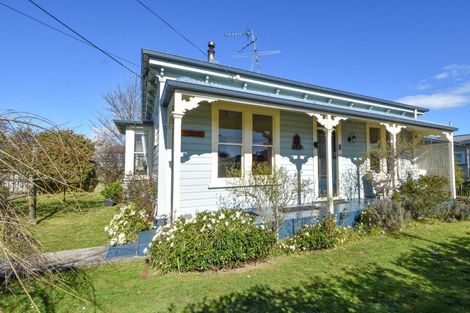 Photo of property in 27 Garrison Street, Carterton, 5713