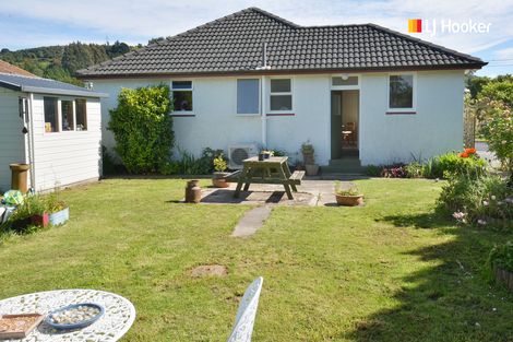 Photo of property in 33 Balmain Street, Halfway Bush, Dunedin, 9010