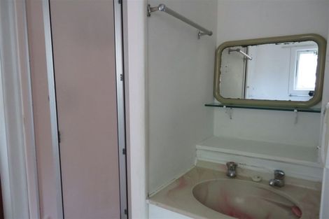 Photo of property in 7 Creagh Street, Tapu, Thames, 3575