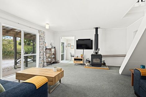 Photo of property in 672 Port Albert Road, Wellsford, 0973