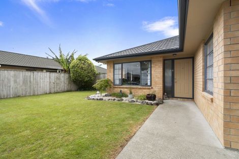 Photo of property in 6 Brookside Close, Highbury, Palmerston North, 4412