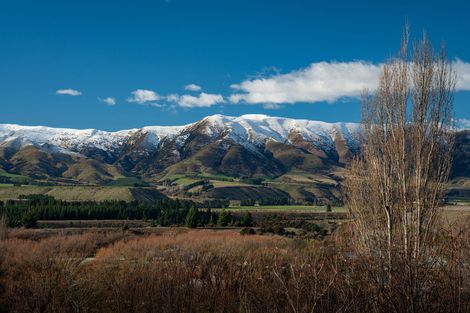 Photo of property in 4 Midrun Lane, Luggate, 9382