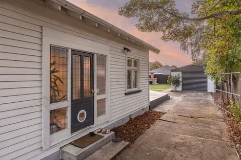 Photo of property in 19 North Parade, Richmond, Christchurch, 8013