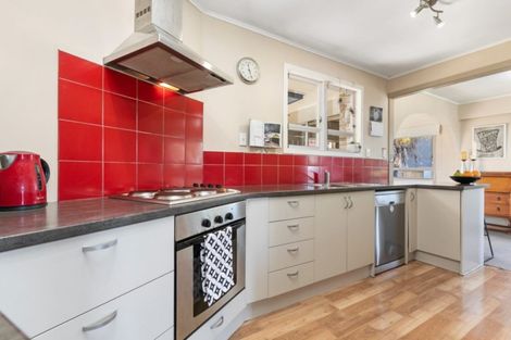 Photo of property in 27 Warwick Place, Brookfield, Tauranga, 3110