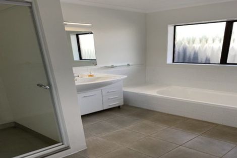 Photo of property in 17 Tui Mill Grove, Feilding, 4702