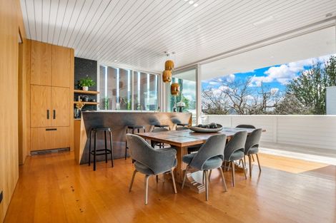 Photo of property in 215 Jervois Road, Herne Bay, Auckland, 1011