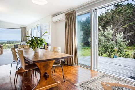 Photo of property in 311 Motutara Road, Muriwai, Waimauku, 0881