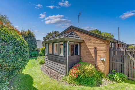 Photo of property in 2/25 Withells Road, Avonhead, Christchurch, 8042