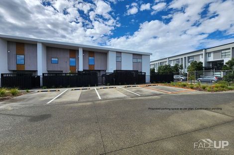 Photo of property in 86 Glidepath Road, Hobsonville, Auckland, 0616