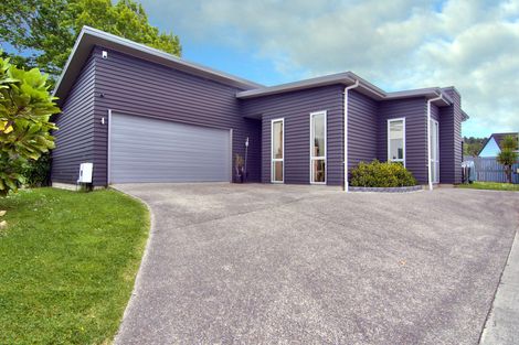 Photo of property in 97a Konini Road, Titirangi, Auckland, 0604