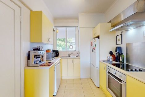 Photo of property in Samoa High Commission, 4/1 Wesley Road, Kelburn, Wellington, 6012