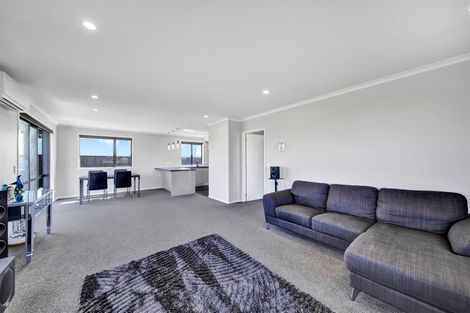 Photo of property in 5 Papawhero Drive, Bell Block, New Plymouth, 4312