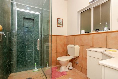 Photo of property in 38 Beatty Road, Dannevirke, 4978