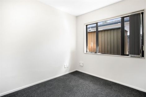 Photo of property in 318 Triangle Road, Massey, Auckland, 0614