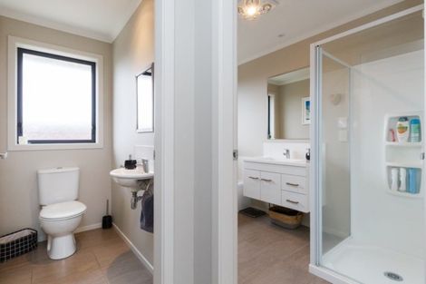 Photo of property in 4 Levi Place, Kelvin Grove, Palmerston North, 4414