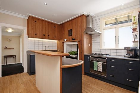 Photo of property in 36 Burns Avenue, Takaro, Palmerston North, 4412