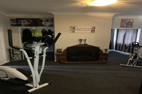 Photo of property in 2 Springhill Road, Mornington, Dunedin, 9011