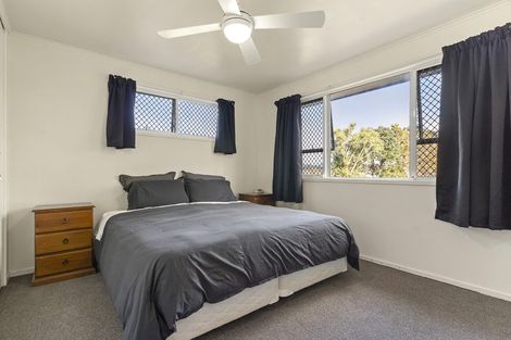 Photo of property in 20 Newham Place, Henderson, Auckland, 0612