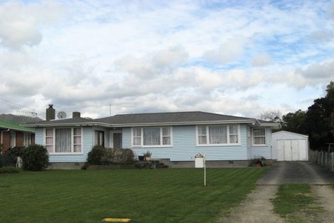 Photo of property in 22 East Road, Shannon, 4821