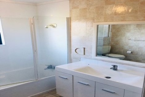 Photo of property in 1 Bevyn Street, Castor Bay, Auckland, 0620