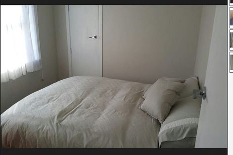 Photo of property in 1/67 Dale Crescent, Pakuranga, Auckland, 2010