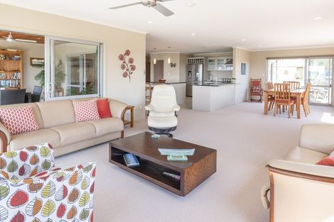 Photo of property in 10 Liberty Crescent, Beachlands, Auckland, 2018
