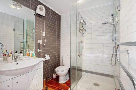 Photo of property in 42 Boyd Road, Clarks Beach, Pukekohe, 2679