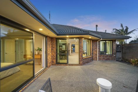 Photo of property in 62 Lough Bourne Drive, Pukekohe, 2120