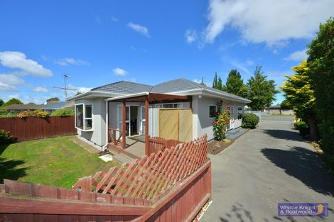 Photo of property in 1/104 Yaldhurst Road, Sockburn, Christchurch, 8042