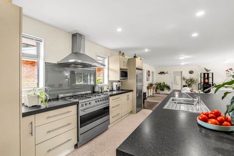 Photo of property in 10 Russell Street, Darfield, 7510