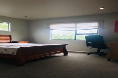 Photo of property in 34 De Quincey Terrace, Highland Park, Auckland, 2010