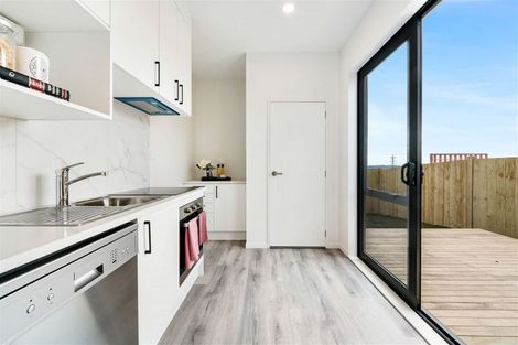 Photo of property in 10 Kokotea Road, Massey, Auckland, 0614