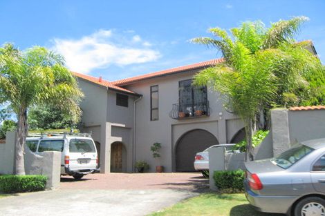 Photo of property in 1 Millen Place, Clarks Beach, 2122