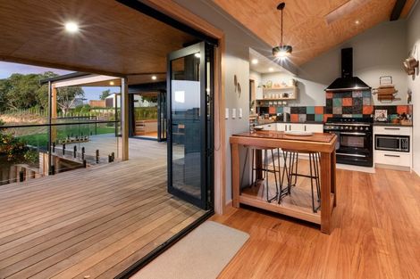 Photo of property in 261b Walker Road East, Aongatete, 3178