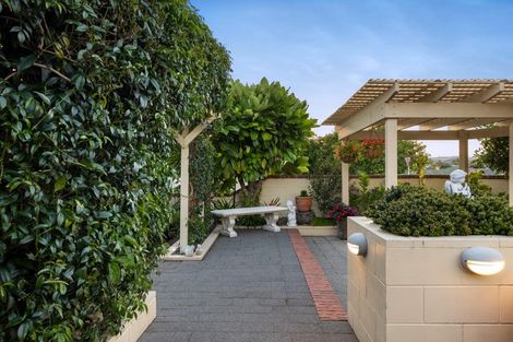 Photo of property in 22 Manor Park Drive, Pyes Pa, Tauranga, 3112