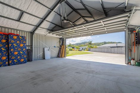 Photo of property in 40 Tairua Palms Place, Tairua, 3508