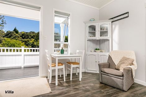 Photo of property in 5 Remu Place, Greenhithe, Auckland, 0632