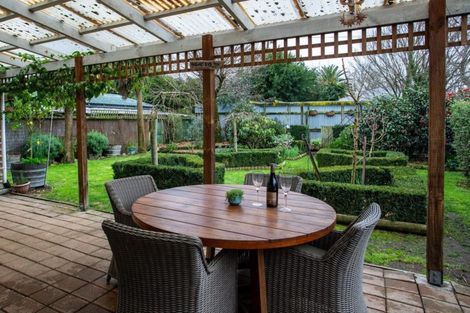 Photo of property in 6 Rhodes Street, Carterton, 5713