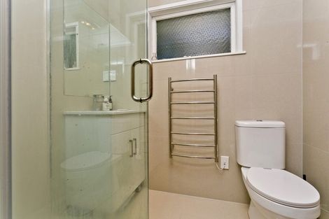 Photo of property in 3/1 Becroft Drive, Forrest Hill, Auckland, 0620