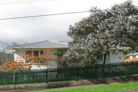 Photo of property in 4 Shackleton Grove, Stokes Valley, Lower Hutt, 5019