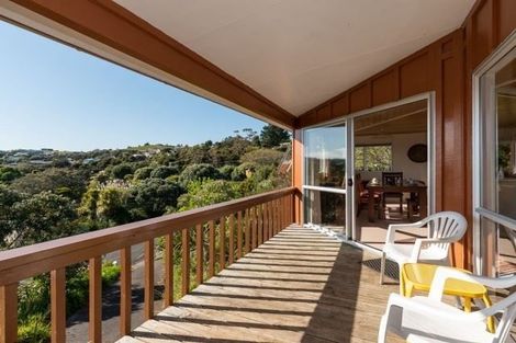 Photo of property in 7 Powells Road, Cable Bay, 0420