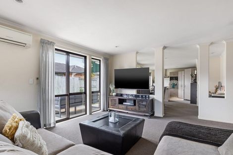 Photo of property in 6 Atlantic Close, Papamoa Beach, Papamoa, 3118