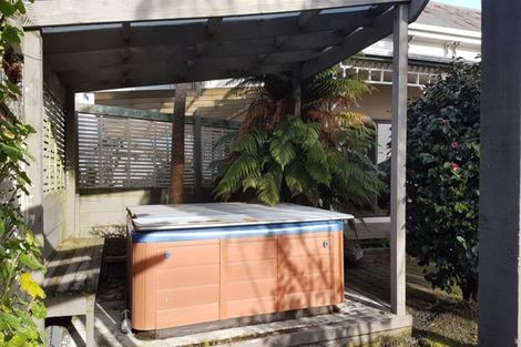 Photo of property in 4 Watson Street, Westport, 7825