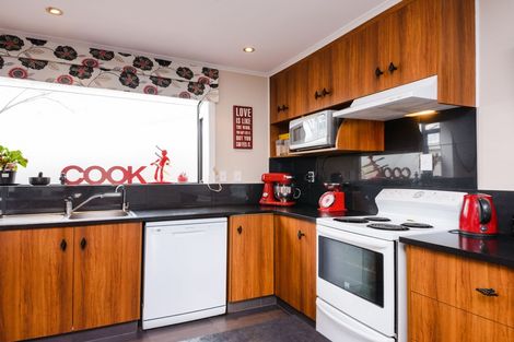 Photo of property in 73 Fairs Road, Milson, Palmerston North, 4414