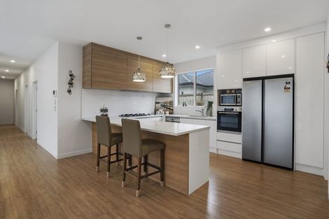 Photo of property in 25 Ahorangi Road, Silverdale, 0932