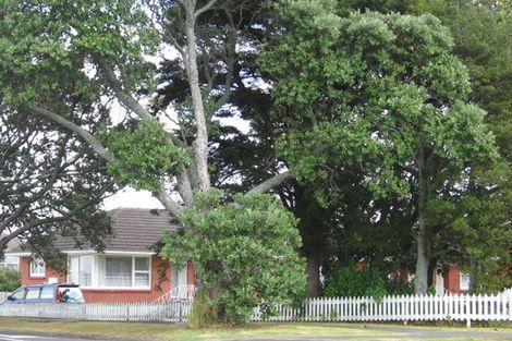 Photo of property in 7112/110 East Coast Road, Forrest Hill, Auckland, 0620