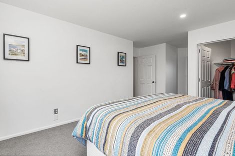 Photo of property in 35 Durrell Way, Rolleston, 7614