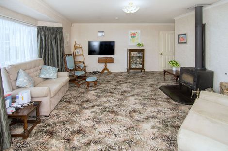 Photo of property in 228 High Street North, Carterton, 5713