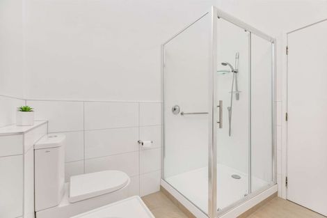 Photo of property in 1/35 Swanson Road, Henderson, Auckland, 0610