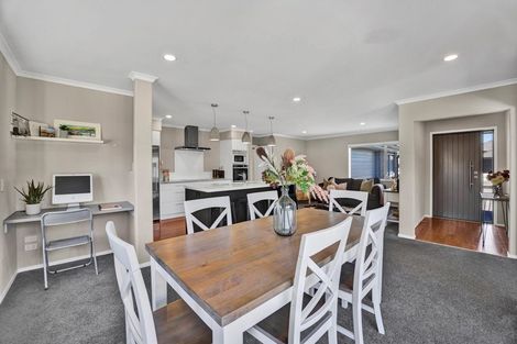 Photo of property in 13 Cooke Farm Grove, Waiwhakaiho, New Plymouth, 4312